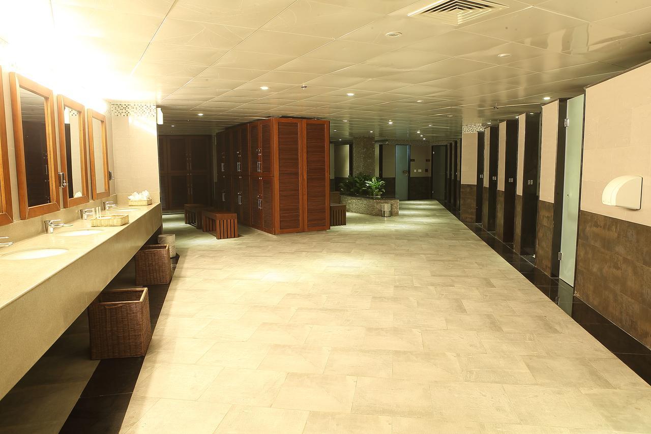 Defence Raya Golf & Country Club Hotel Лахор Екстериор снимка