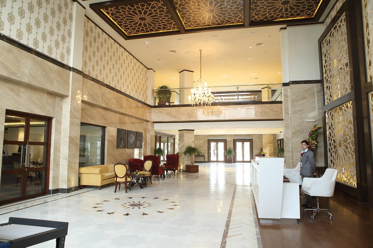 Defence Raya Golf & Country Club Hotel Лахор Екстериор снимка