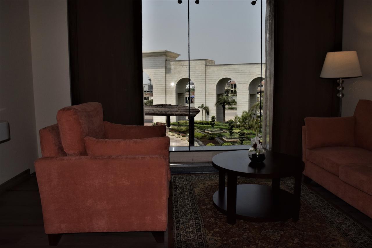 Defence Raya Golf & Country Club Hotel Лахор Екстериор снимка